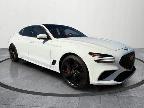 2023 Genesis G70 3.3T RWD