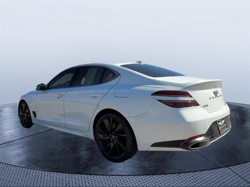 2023 Genesis G70 3.3T RWD