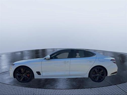 2023 Genesis G70 3.3T RWD