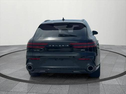 2022 Genesis GV70 2.5T AWD