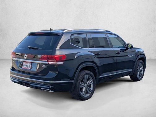Deep Black Pearl 2019 Volkswagen Atlas 3.6L SE w/Technology