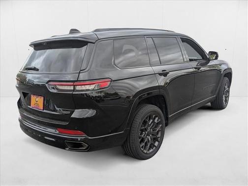 2023 Jeep Grand Cherokee L Summit Reserve