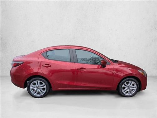 2017 Toyota Yaris iA Base