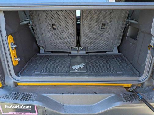 Cyber Orange Metallic Tricoat 2022 Ford Bronco Badlands
