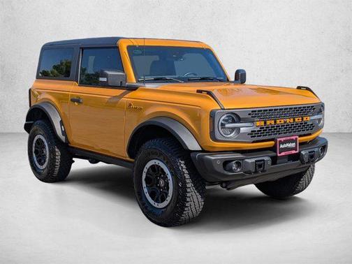Cyber Orange Metallic Tricoat 2022 Ford Bronco Badlands