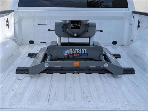Bright White Clearcoat 2022 RAM 2500 Laramie Crew Cab 4x4 6'4' Box