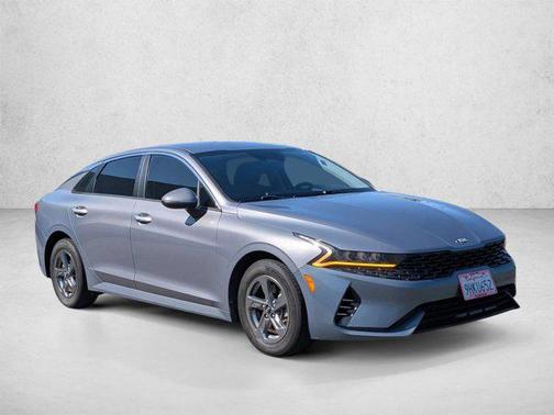 Everlasting Silver 2021 Kia K5 LXS
