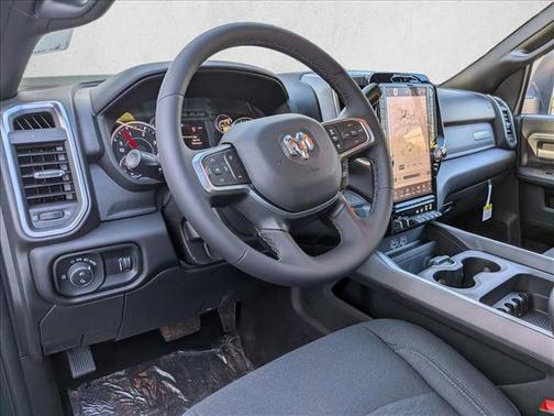 2025 RAM 3500 Big Horn Crew Cab 4x4 8' Box