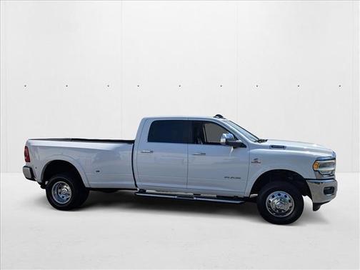 2021 RAM 3500 Laramie Crew Cab 4x4 8' Box
