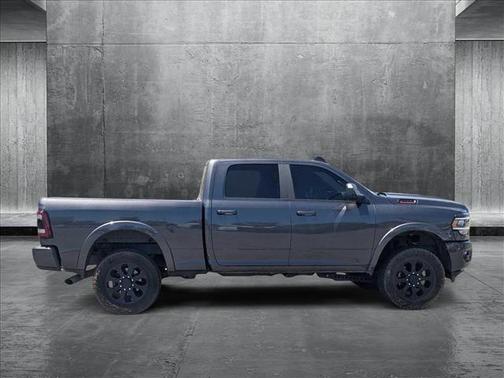 2022 RAM 2500 Laramie Crew Cab 4x4 6'4' Box