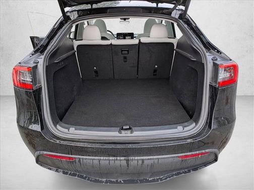 2024 Tesla Model Y Long Range Dual Motor All-Wheel Drive