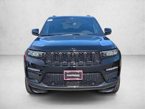 Diamond Black Crystal Pearlcoat 2025 Jeep Grand Cherokee Limited