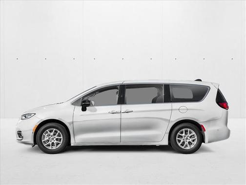 Bright White Clearcoat 2026 Chrysler Pacifica Limited
