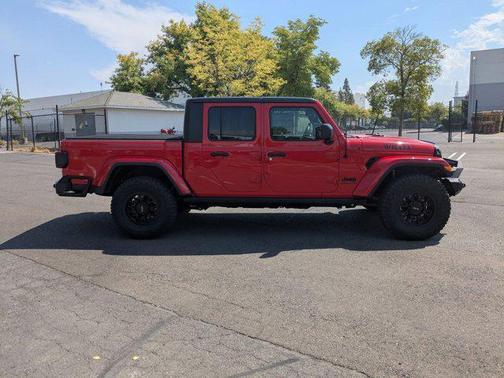 2021 Jeep Gladiator Willys 4x4