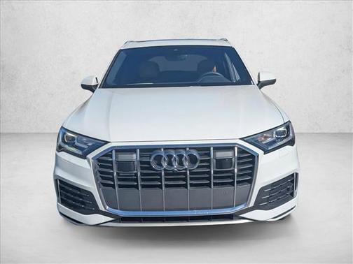 2023 Audi Q7 45 Premium