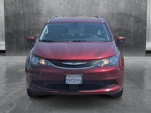 2021 Chrysler Voyager LXI