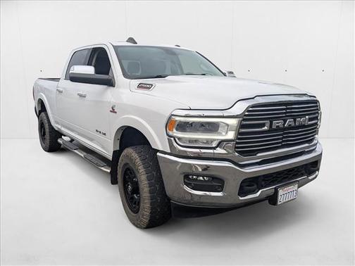 2022 RAM 2500 Laramie Crew Cab 4x4 6'4' Box