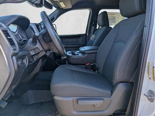 2026 RAM 3500 Tradesman Crew Cab 4x4 8' Box