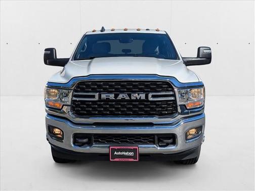 2024 RAM 3500 Big Horn Crew Cab 4x4 8' Box