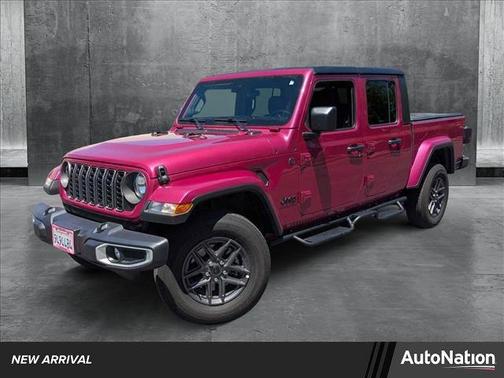 2024 Jeep Gladiator Sport S