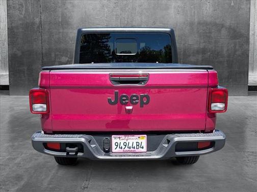 2024 Jeep Gladiator Sport S