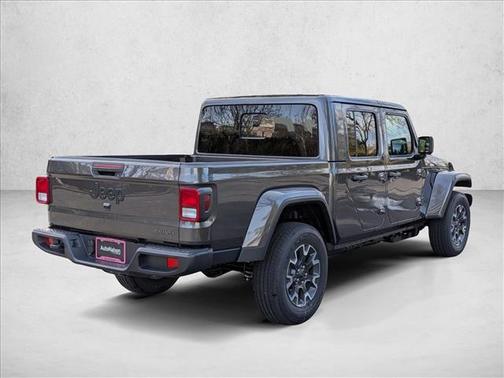 2026 Jeep Gladiator Sahara 4x4