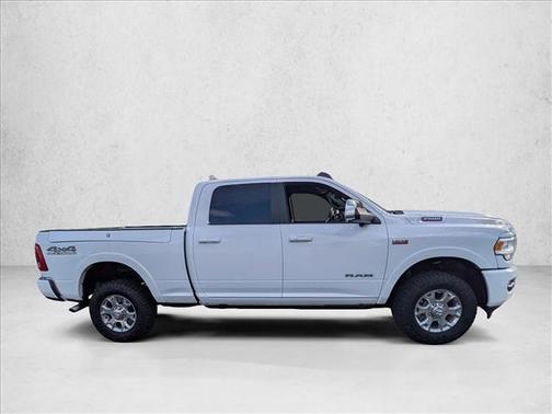 2019 RAM 2500 Laramie Crew Cab 4x4 6'4' Box