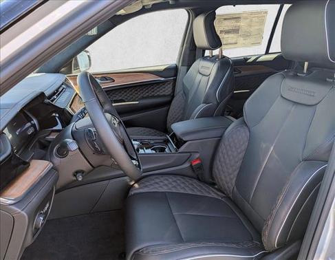 2026 Jeep Grand Cherokee Summit