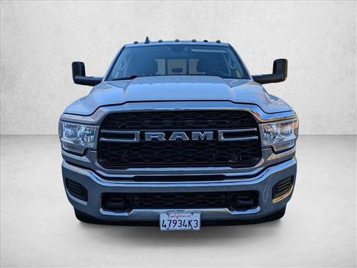 2020 RAM 3500 Tradesman Crew Cab 4x4 8' Box
