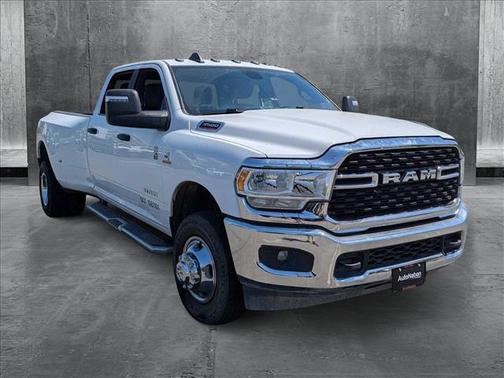 2024 RAM 3500 Big Horn Crew Cab 4x4 8' Box