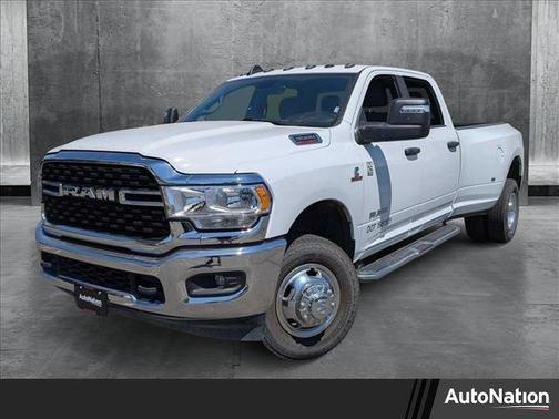 2024 RAM 3500 Big Horn Crew Cab 4x4 8' Box