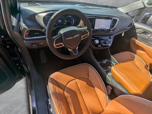2025 Chrysler Pacifica L