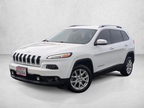 Bright White Clearcoat 2017 Jeep Cherokee Latitude