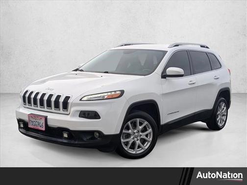 Bright White Clearcoat 2017 Jeep Cherokee Latitude