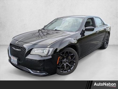2019 Chrysler 300 S