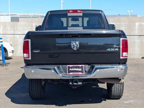 2018 RAM 2500 Laramie Crew Cab 4x4 6'4' Box