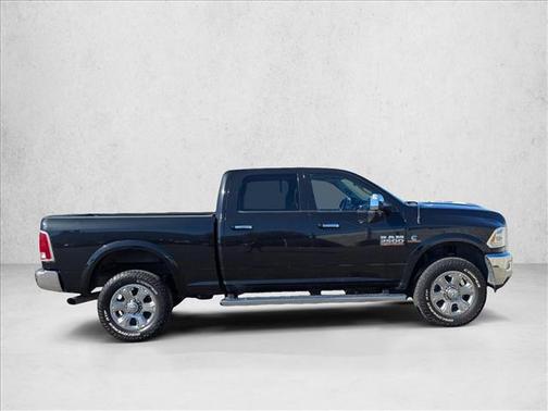 2018 RAM 2500 Laramie Crew Cab 4x4 6'4' Box