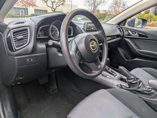 2014 Mazda Mazda3 i Sport