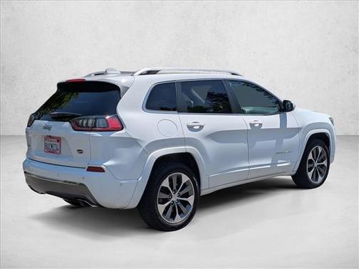 Bright White Clearcoat 2019 Jeep Cherokee Overland