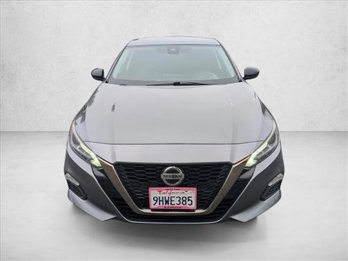 2020 Nissan Altima SR FWD