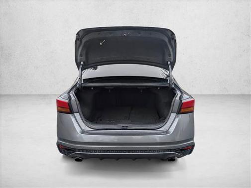 2020 Nissan Altima SR FWD