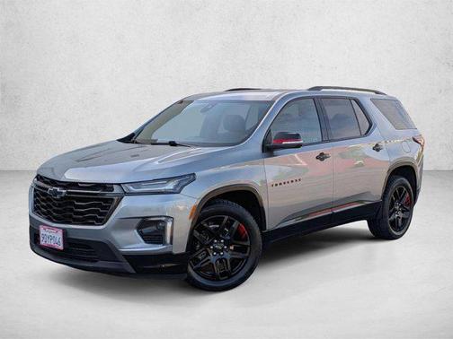 Sterling Gray Metallic 2023 Chevrolet Traverse Premier