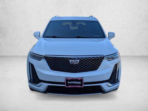 Crystal White Tricoat 2022 Cadillac XT6 Premium Luxury AWD