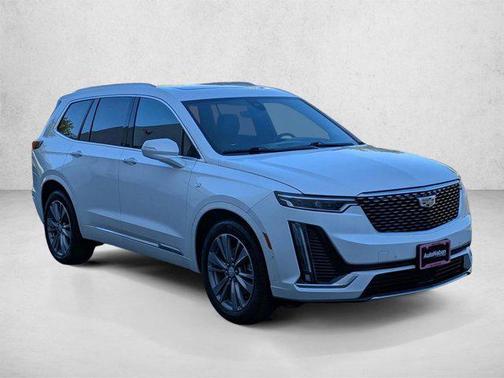 Crystal White Tricoat 2022 Cadillac XT6 Premium Luxury AWD