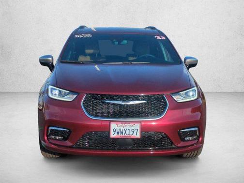 Velvet Red Pearlcoat 2023 Chrysler Pacifica L