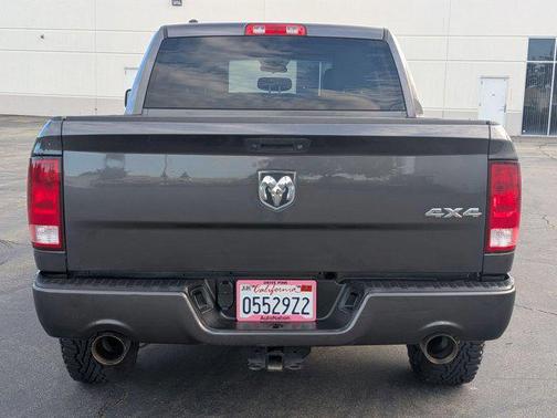 Granite Crystal Metallic Clearcoat 2017 RAM 1500 Express