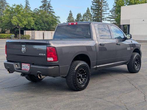 Granite Crystal Metallic Clearcoat 2017 RAM 1500 Express