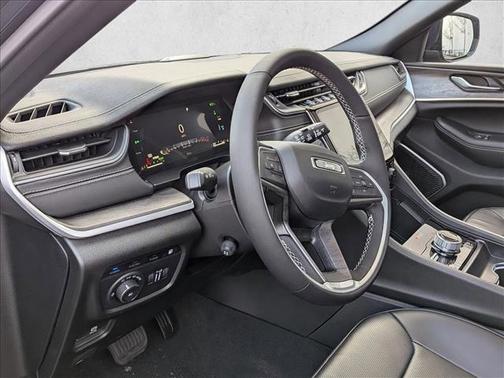 2024 Jeep Grand Cherokee 4xe Anniversary Edition