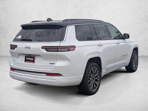 2026 Jeep Grand Cherokee L Summit