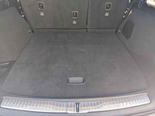 Bright White Clearcoat 2025 Jeep Grand Cherokee Overland